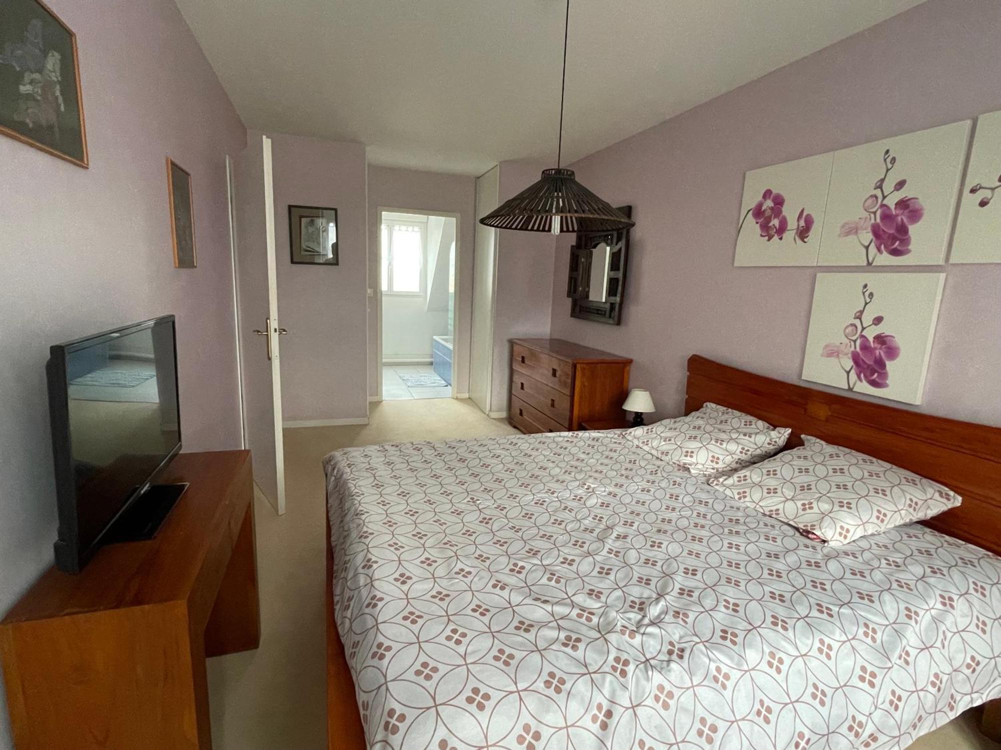 Maison Calme Et Cosy A Port-En-Bessin Pres Du Golf Et De La Mer エクステリア 写真