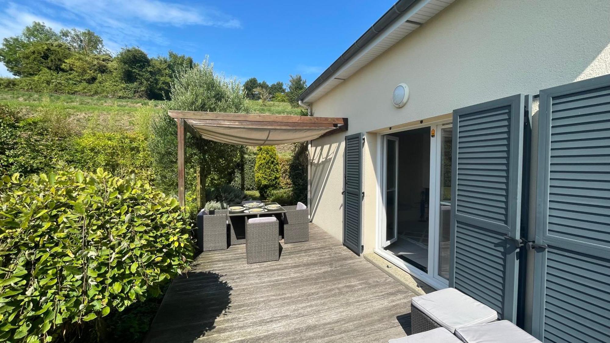 Maison Calme Et Cosy A Port-En-Bessin Pres Du Golf Et De La Mer エクステリア 写真