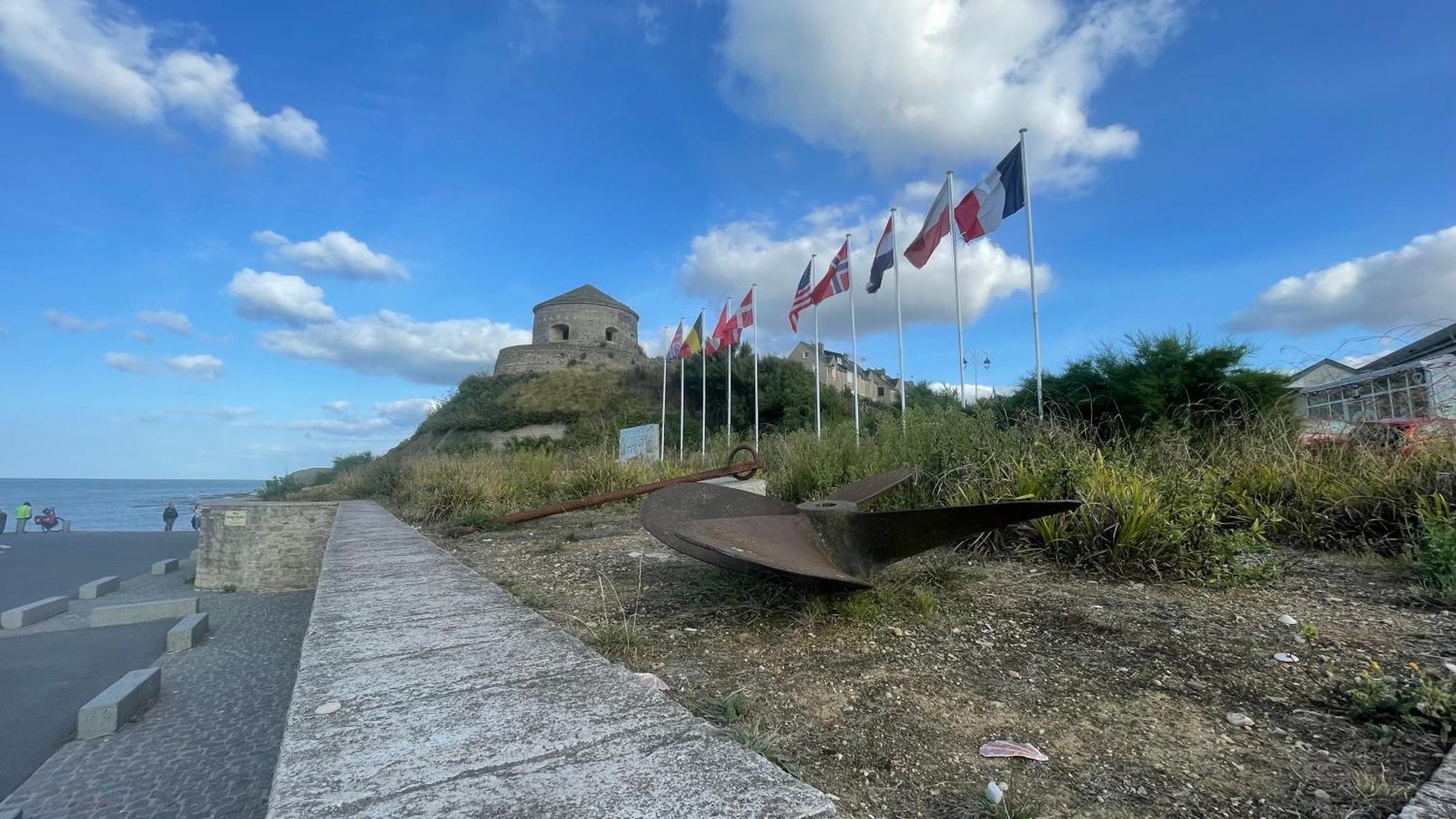 Maison Calme Et Cosy A Port-En-Bessin Pres Du Golf Et De La Mer エクステリア 写真