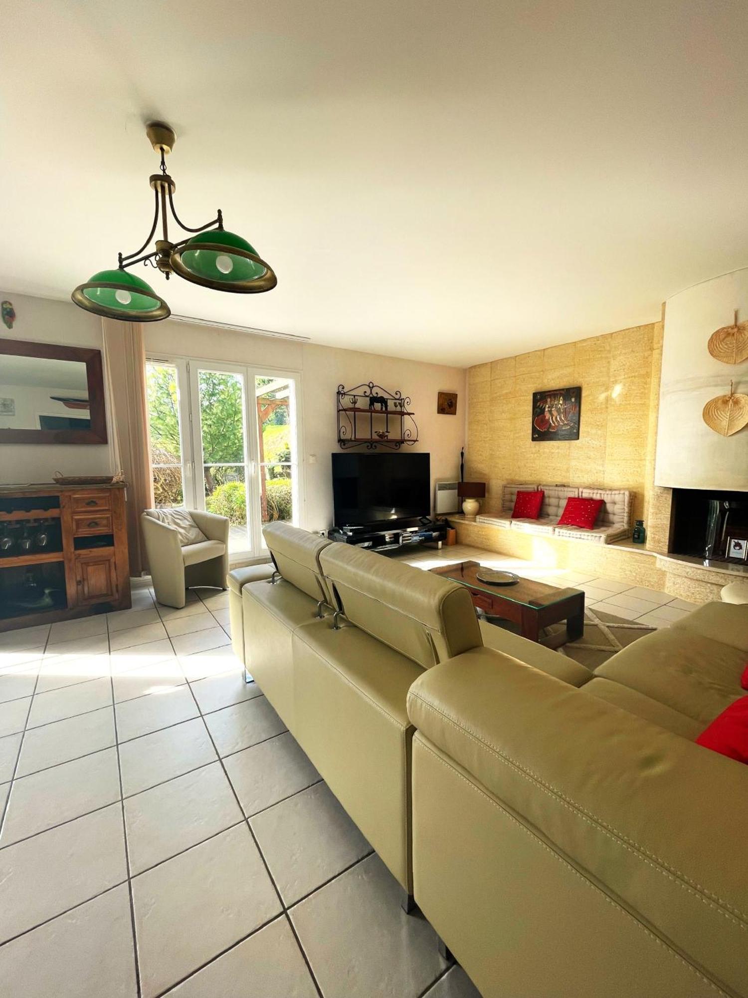 Maison Calme Et Cosy A Port-En-Bessin Pres Du Golf Et De La Mer エクステリア 写真