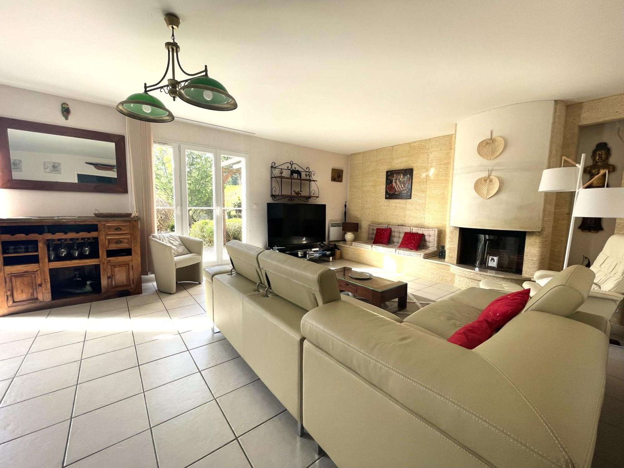 Maison Calme Et Cosy A Port-En-Bessin Pres Du Golf Et De La Mer エクステリア 写真
