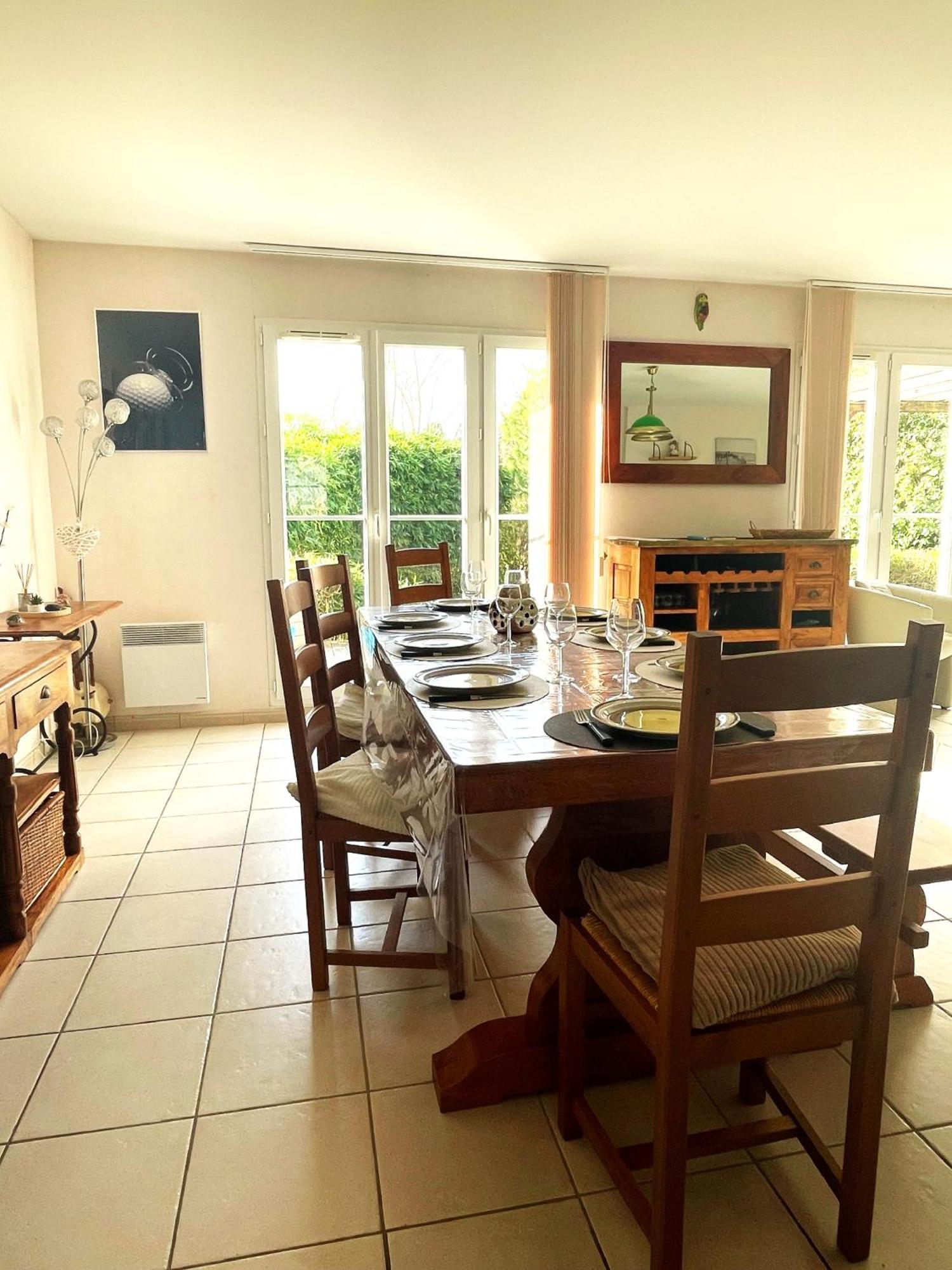 Maison Calme Et Cosy A Port-En-Bessin Pres Du Golf Et De La Mer エクステリア 写真